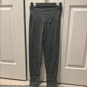 Dark Green High-Waisted Aerie Leggings
